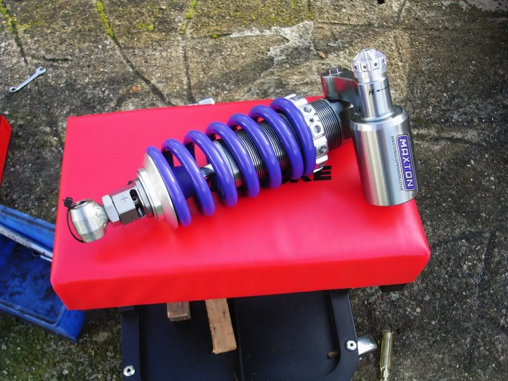 Maxton rear shock