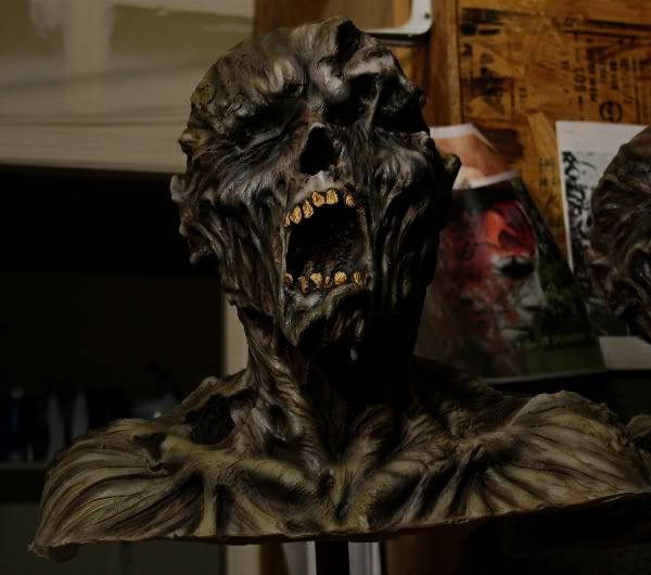 [Image: IMG_2237dark.jpg]