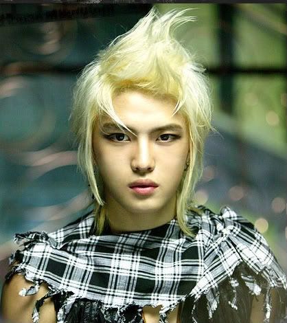 Photo of Kim Jae Joong blonde faux-hawk hairstyle.