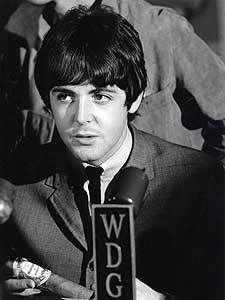 Photo of Paul McCartney shaggy mullet hair.