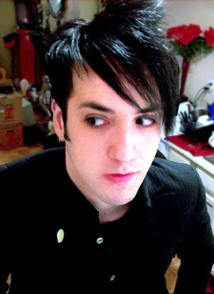 Photo of emo hair bangs for guys.