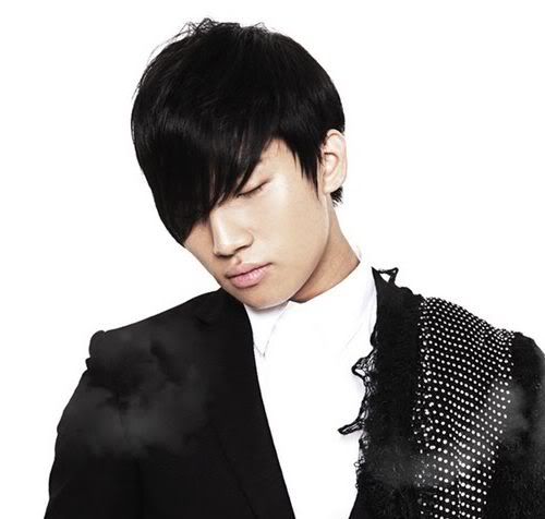 Picture of Kang Daesung hairstyle. 