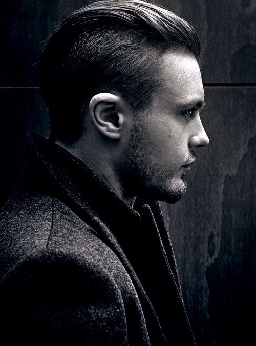 Photo of Jimmy Darmody haircut.