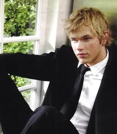 Kellan Lutz carefree boys hairstyle