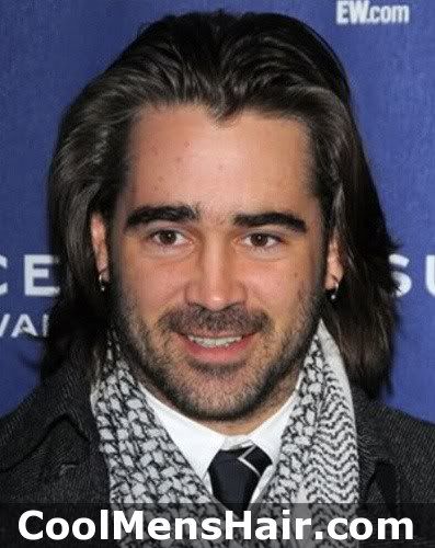 Photo of Colin Farrell hairstyle. 