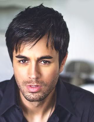 Enrique Iglesias Hairstyle Enrique Is A Young Man Who Chooses To Stick With