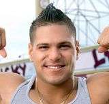 Photo of Ronnie Ortiz Magro faux-hawk hair.