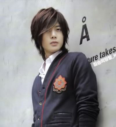 Kim Hyun Joong hairstyles 
