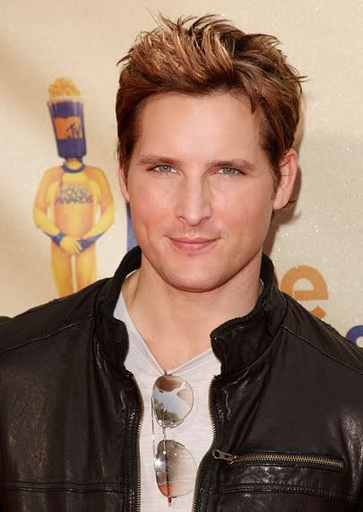 Short Hairstyles Men 2010. Peter Facinelli hairstyle.