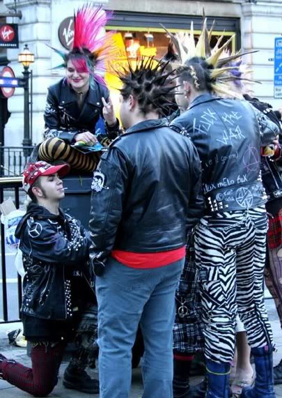 hairstyle history. punk mohawk hairstyle
