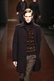 th_HighQualityFendiRunwayMensFallWi-7.jpg