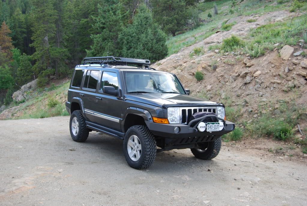 Customized Jeep Commander