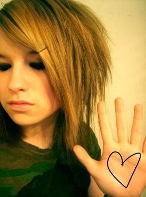 http://i234.photobucket.com/albums/ee208/decnote/Emo/Emo-graphics-hi5-62.jpg