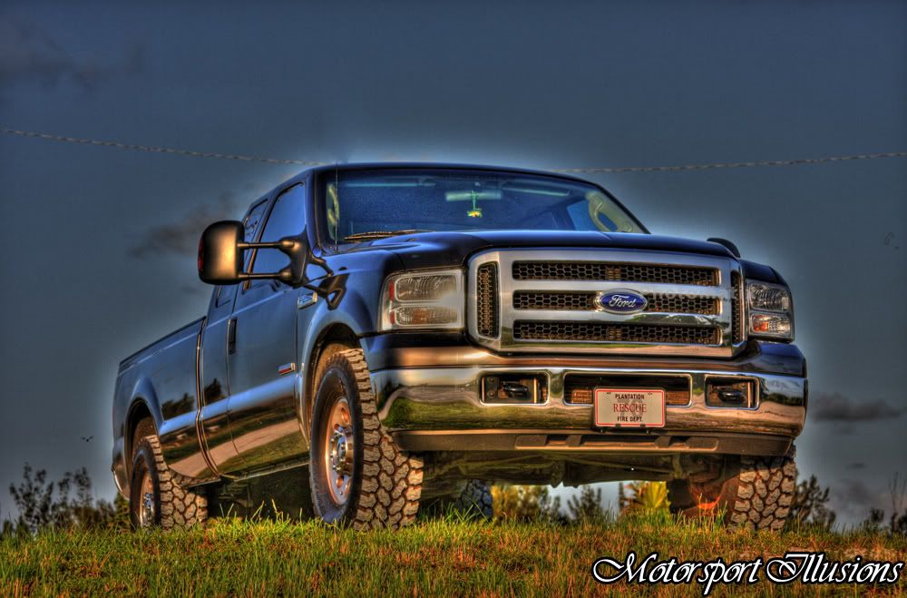 IMAGE: http://i234.photobucket.com/albums/ee225/zeilinga/00T_HDR.jpg