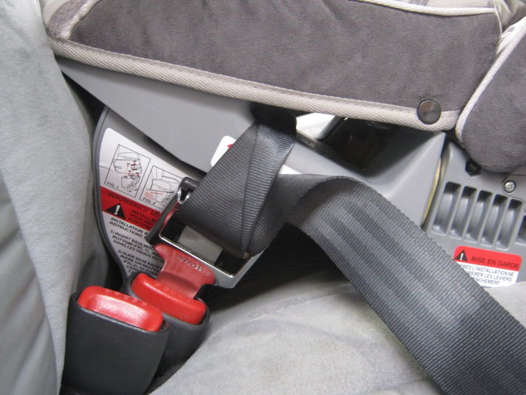 How to install a carseat in a jeep grand cherokee