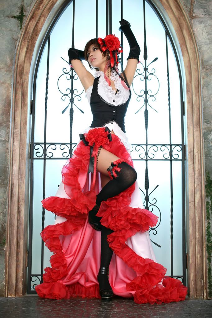 HCM Nhận may đầm dạ hội sang trọng ,giá bình dâân