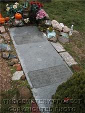 Shannon Hoon Grave