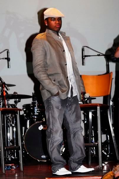 Ne-yo had an album release party in Philly last night for new album 'Year of The Gentleman' (out Sept 16th):