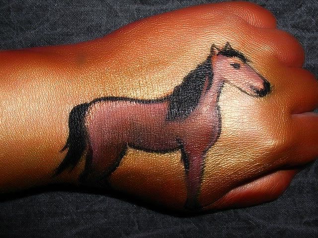 Amazing Animal Hand Painting
