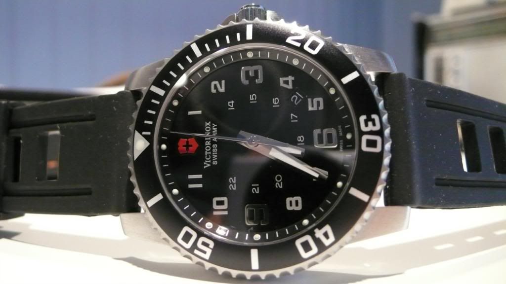swiss army maverick ii chrono